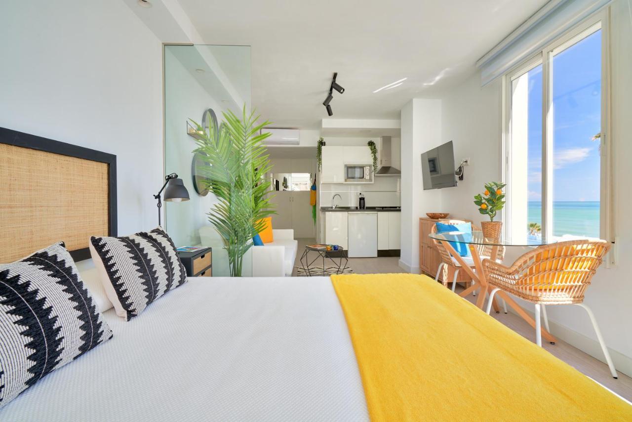 Suite Roca Chica Torremolinos Exterior foto